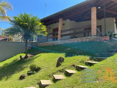 Fazenda/Sítio com 3 Quartos à venda, 505m² no Santa Rita, Pedreira