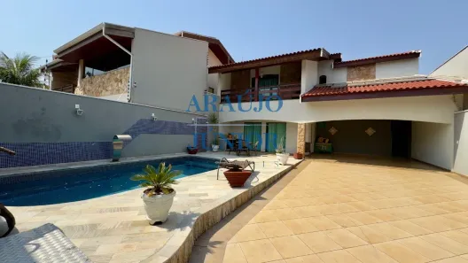 Casa com 3 Quartos para alugar, 360m² no Parque Residencial Nardini, Americana