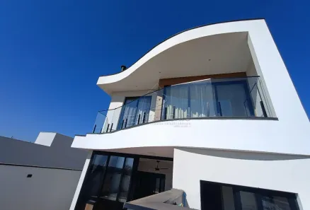 Casa de Condomínio com 3 Quartos à venda, 200m² no Wanel Ville, Sorocaba