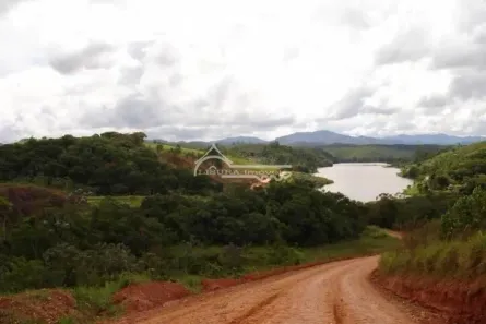 Fazenda/Sítio com 3 Quartos à venda, 200m² no , Igaratá