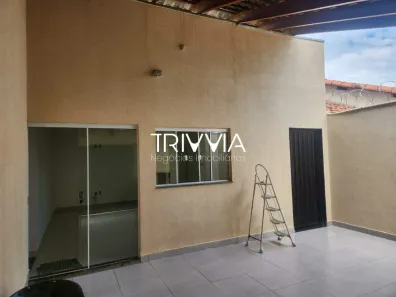 Casa com 2 Quartos à venda, 61m² no Jardim Europa, Uberlândia