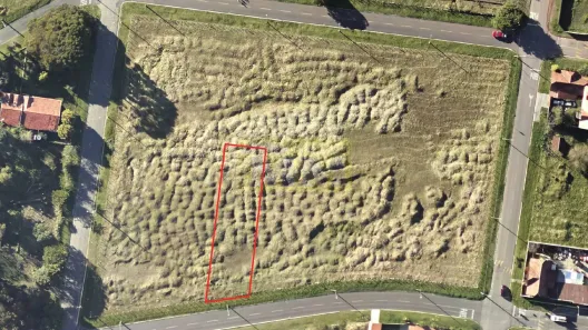 Lote/Terreno à venda, 843m² no Estância Pinhais, Pinhais