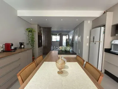 Casa com 3 Quartos à venda, 131m² no Campeche, Florianópolis