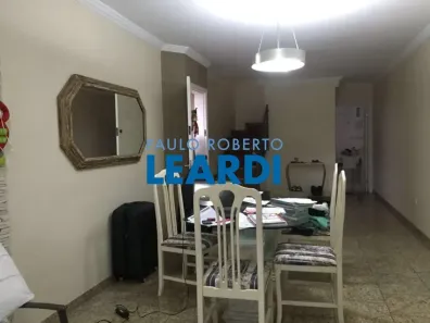 Sobrado com 3 Quartos à venda, 220m² no Jardim Monte Kemel, São Paulo