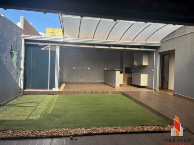 Casa com 4 Quartos à venda, 250m² no Marta Helena, Uberlândia