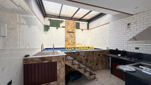 Sobrado com 4 Quartos à venda, 200m² no Jardim Paraguaçu, São Paulo