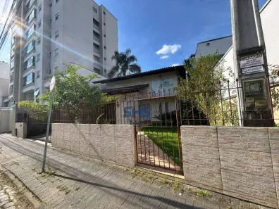 Imóvel Comercial com 3 Quartos para alugar, 185m² no Vila Nova, Blumenau
