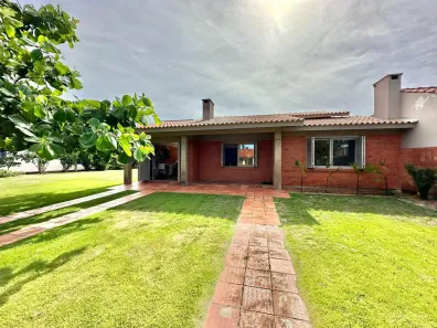 Casa com 3 Quartos à venda, 720m² no XANGRI-LÁ, Xangri-lá