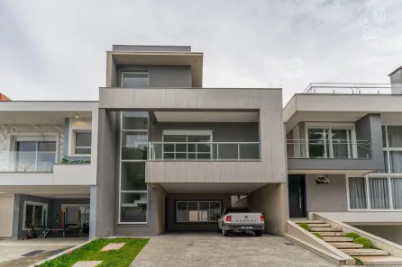 Casa de Condomínio com 4 Quartos à venda, 281m² no Uberaba, Curitiba