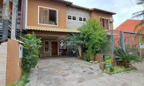 Casa de Condomínio com 3 Quartos à venda, 143m² no Hípica, Porto Alegre