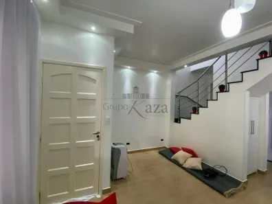 Casa de Condomínio com 2 Quartos à venda, 167m² no Jardim Primavera, Jacareí