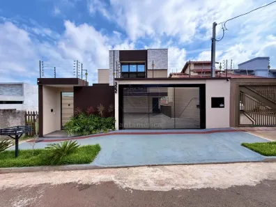 Casa com 3 Quartos à venda, 200m² no Universitário, Londrina