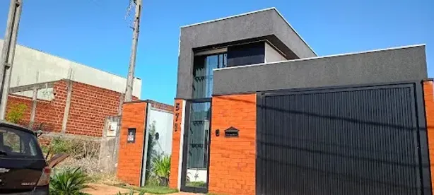 Casa com 3 Quartos à venda, 136m² no Jardim Espanha, Maringá
