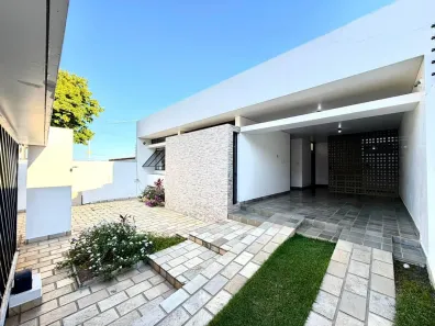 Sobrado com 4 Quartos à venda, 290m² no Heliópolis, Garanhuns