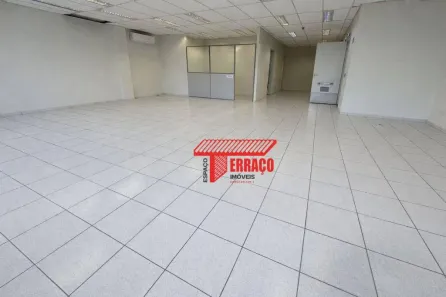 Ponto Comercial para alugar, 215m² no Jardim do Estádio, Santo André