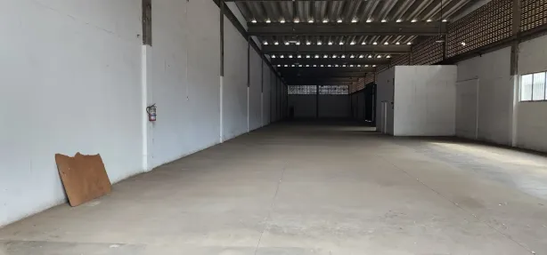 Galpão/Depósito/Armazém para alugar, 1000m² no Porto Seco Pirajá, Salvador
