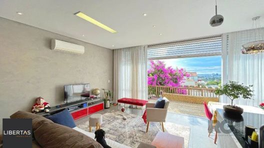 Casa com 3 Quartos à venda, 197m² no Vila Nova, Porto Alegre