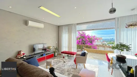 Casa com 3 Quartos à venda, 197m² no Vila Nova, Porto Alegre