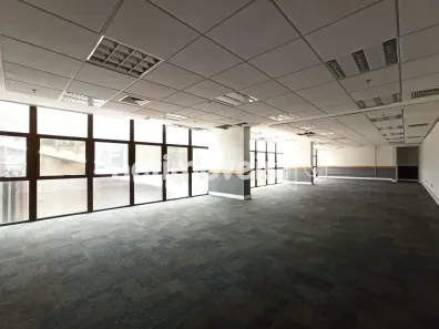 Sala Comercial para alugar, 352m² no Funcionários, Belo Horizonte