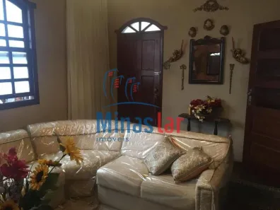 Casa com 3 Quartos à venda, 215m² no Horto, Belo Horizonte