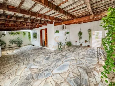 Casa com 2 Quartos à venda, 205m² no Pampulha, Uberlândia
