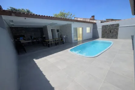 Casa com 4 Quartos à venda, 164m² no Pontal de Santa Marina, Caraguatatuba