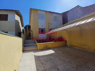 Casa de Condomínio com 3 Quartos para alugar, 150m² no Jardim Lambreta, Cotia