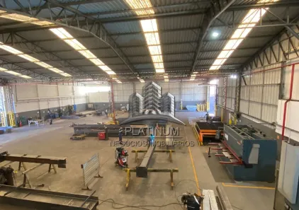Galpão/Depósito/Armazém para alugar, 3200m² no Barra do Rio, Itajaí