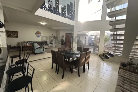Sobrado com 3 Quartos à venda, 192m² no Parque Solar do Agreste B, Rio Verde