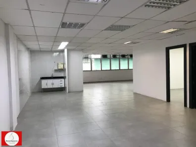 Sala Comercial para alugar, 130m² no Brotas, Salvador