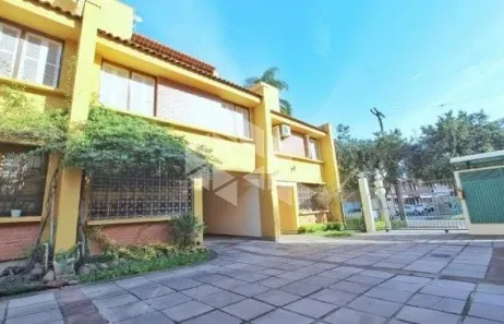 Casa de Condomínio com 3 Quartos à venda, 117m² no Medianeira, Porto Alegre