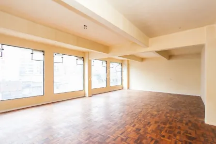 Sala Comercial à venda, 118m² no Centro, Curitiba