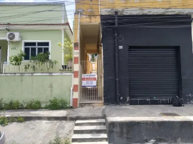 Casa com 1 Quarto para alugar, 45m² no Chacrinha, Nova Iguaçu
