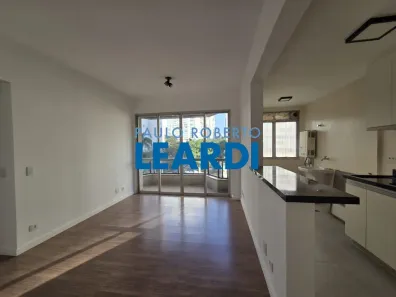 Apartamento com 2 Quartos para venda ou aluguel, 65m² no Campo Belo, São Paulo