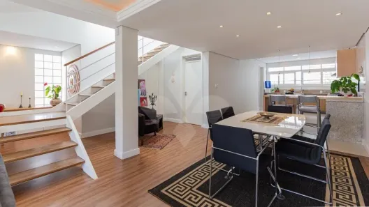 Casa com 4 Quartos à venda, 290m² no Chácara das Pedras, Porto Alegre