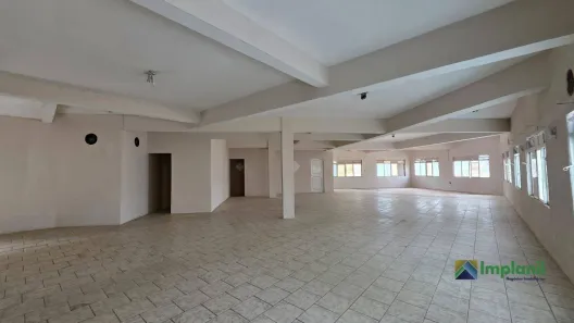 Ponto Comercial para alugar, 220m² no Vila Santa Terezinha, Várzea Paulista