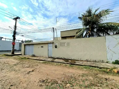 Casa com 3 Quartos à venda, 242m² no Aeroporto, Teresina