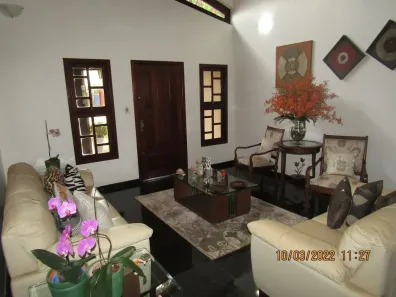 Casa de Condomínio com 4 Quartos à venda, 456m² no Região dos Lagos, Brasília