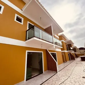 Casa de Condomínio com 4 Quartos à venda, 120m² no Peró, Cabo Frio
