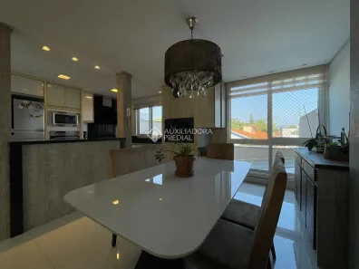 Casa de Condomínio com 3 Quartos à venda, 204m² no Jardim Isabel, Porto Alegre