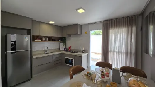 Casa de Condomínio com 2 Quartos à venda, 116m² no Sítios Santa Luzia, Aparecida de Goiânia