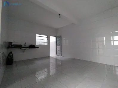 Casa com 4 Quartos para alugar, 117m² no Minascaixa, Belo Horizonte