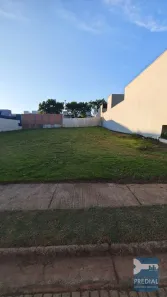 Lote/Terreno à venda, 250m² no Parque Sisi, São Carlos