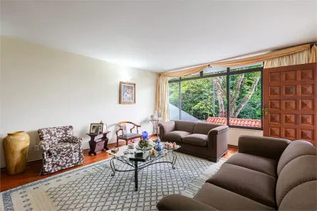 Sobrado com 3 Quartos à venda, 243m² no Vila Madalena, São Paulo