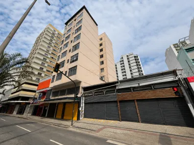 Apartamento com 3 Quartos para alugar, 84m² no Centro, Juiz de Fora