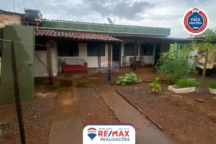 Casa com 2 Quartos à venda, 375m² no Cristo Redentor, Patos de Minas