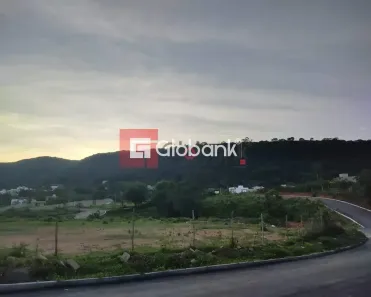 Lote/Terreno à venda, 404m² no Ibituruna, Montes Claros