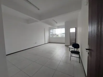 Ponto Comercial com 1 Quarto para alugar, 39m² no Barreiros, São José