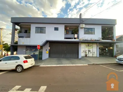 Imóvel Comercial com 3 Quartos à venda, 350m² no Centro, Campo Mourão