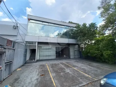 Prédio Comercial para alugar, 120m² no Jardim Londrina, São Paulo